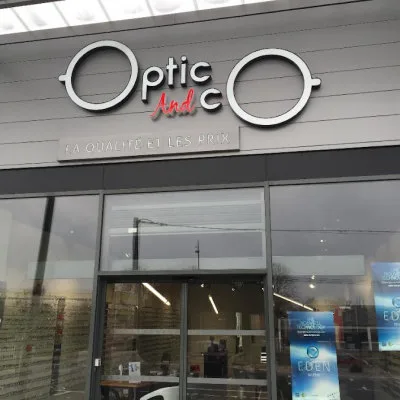 Photo de Virginie.H Opticien partenaire.