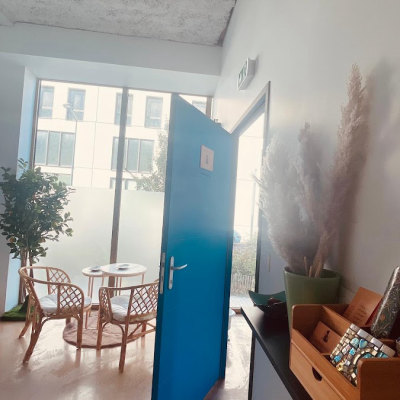 Photo de Maïeutique d’Or –Thérapeute à Angers & Relooking bienveillant